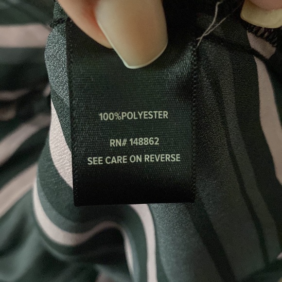 TORRID GRAY PURPLE SHEER FAUX WRAP LONG SLEEVE LADIES BLOUSE SIZE 2 - Picture 11 of 11